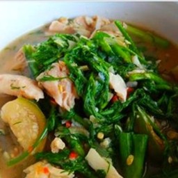 แกงอ่อมไก่