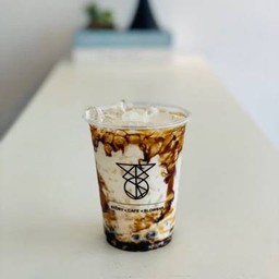 นมสดบราวน์ชูการ์