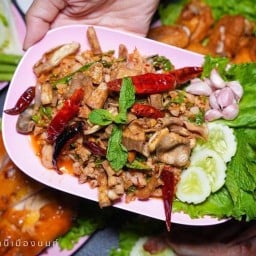 รุ่งเพชรอาพาทเมนท์ -