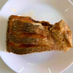 ปลาทอดชิ้นละ