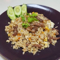 ข้าวผัดหมูแดด