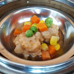 023.ผักสามสี