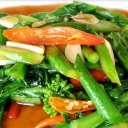 ตามสั่ง-ราดข้าว-คะน้าน้ำมันหอย