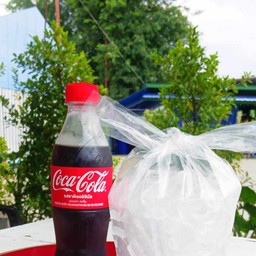โค้ก330ml+น้ำแข็ง1ถุง