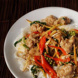 ผัดฉ่าหมูราดข้าว