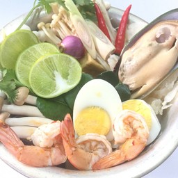 055.มาม่าต้มยำหม้อไฟ