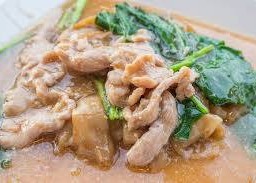 ราดหน้าเส้นใหญ่