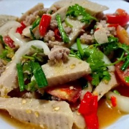 ยำไก่ยอ