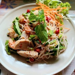 ยำขนมจีน