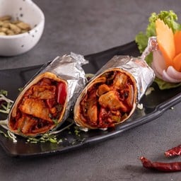 Chicken Kathi Roll (กะทโิรลไก)