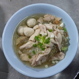 ก๋วยเตี๋ยวไก่น้ำใส(ธรรมดา)