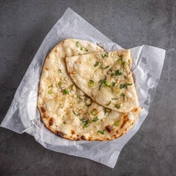 CHILLI GARLIC NAAN