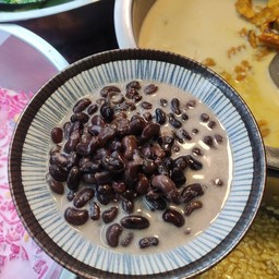 ถั่วดำกะทิสด