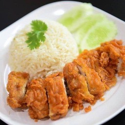 ข้าวไก่ทอดกรอบ