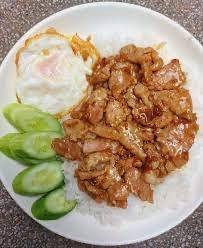 ผัดน้ำมันหอยราดข้าว