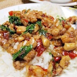 ข้าวกระเพราไก่