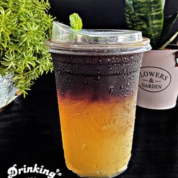 อเมริกาโน่ น้ำส้มคั้นสด (แก้ว 22 Oz.)