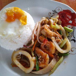 ผัดพริกหยวก (ราดข้าว)