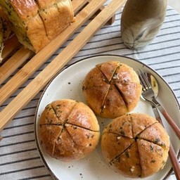 ขนมปังกระเทียม