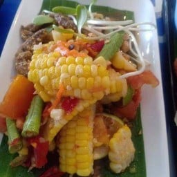 ตำข้าวโพด+ไข่เค็ม(ตำไทย)