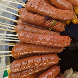 ไส้กรอกหนังกรอบ