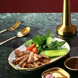 คอหมูย่าง
