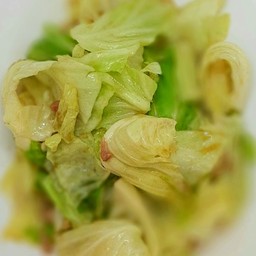 กะหล่ำปลีทอดน้ำปลา