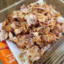 กระดูกอ่อนหมูทอดกระเทียม