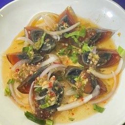 ยำไข่เยี่ยวม้า