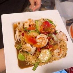 ตำมาม่าทะเล