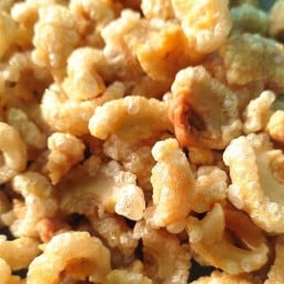 ข้าว กระเทียมและพริกไทย สาขาสันผักหวาน