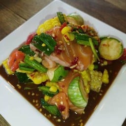 ตำข้าวโพดแซลมอน