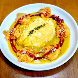 ข้าวแกงกะหรี่หน้าไข่หอยเชลล์