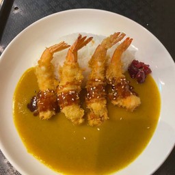 ข้างแกงกะหรี่กุ้งทอด