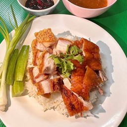 ข้าวหน้าเป็ด+หมูกรอบ