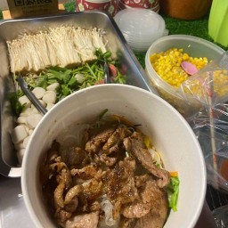 หมูทะถ้วยปูดำ