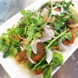 ยำปลาสลิด