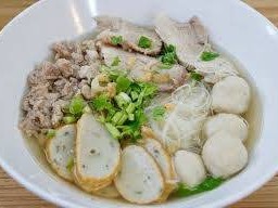 ร้านเจ๊ยา ข้าวขาหมูท่าน้ำบางนา