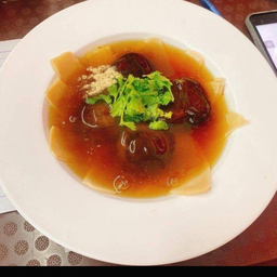 เฮียปอกระเพาะปลา สาขาตลาดสดธนบุรี