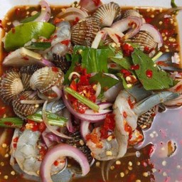 ยำเหลาหอยแครงกุ้งสด