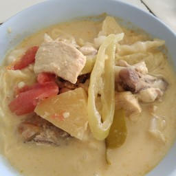 ต้มข่าไก่