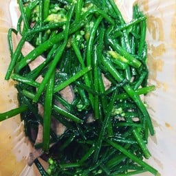 ดอกไม้กวาดผัดตับ