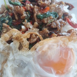 กระเพราเนื้อ