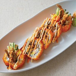 โรลหนังปลาแซลมอนกรอบ