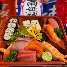 🍱 เบนโตะซาซิมิ 🍣 + ซุปมิโซะ