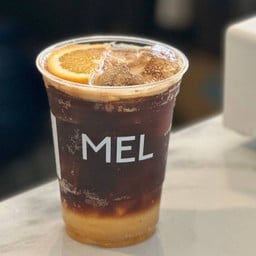 Yuzu Honey Coffee (กาแฟส้มยูซุน้ำผึ้ง)