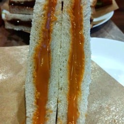 แซนวิชครีมชาไทย