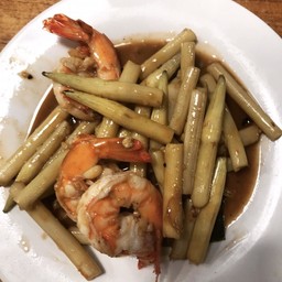 ไหลบัวผัดกุ้ง