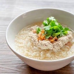 ข้าวต้มหมูสับ