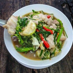 แกงอ่อมสามชั้น